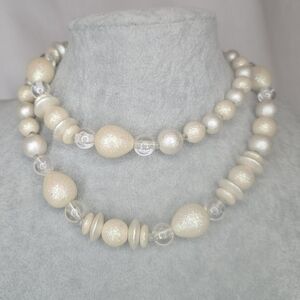 Vintage Lucite Pearlescent Glitter And Cream Long Layering Necklace 28" NWT 80s